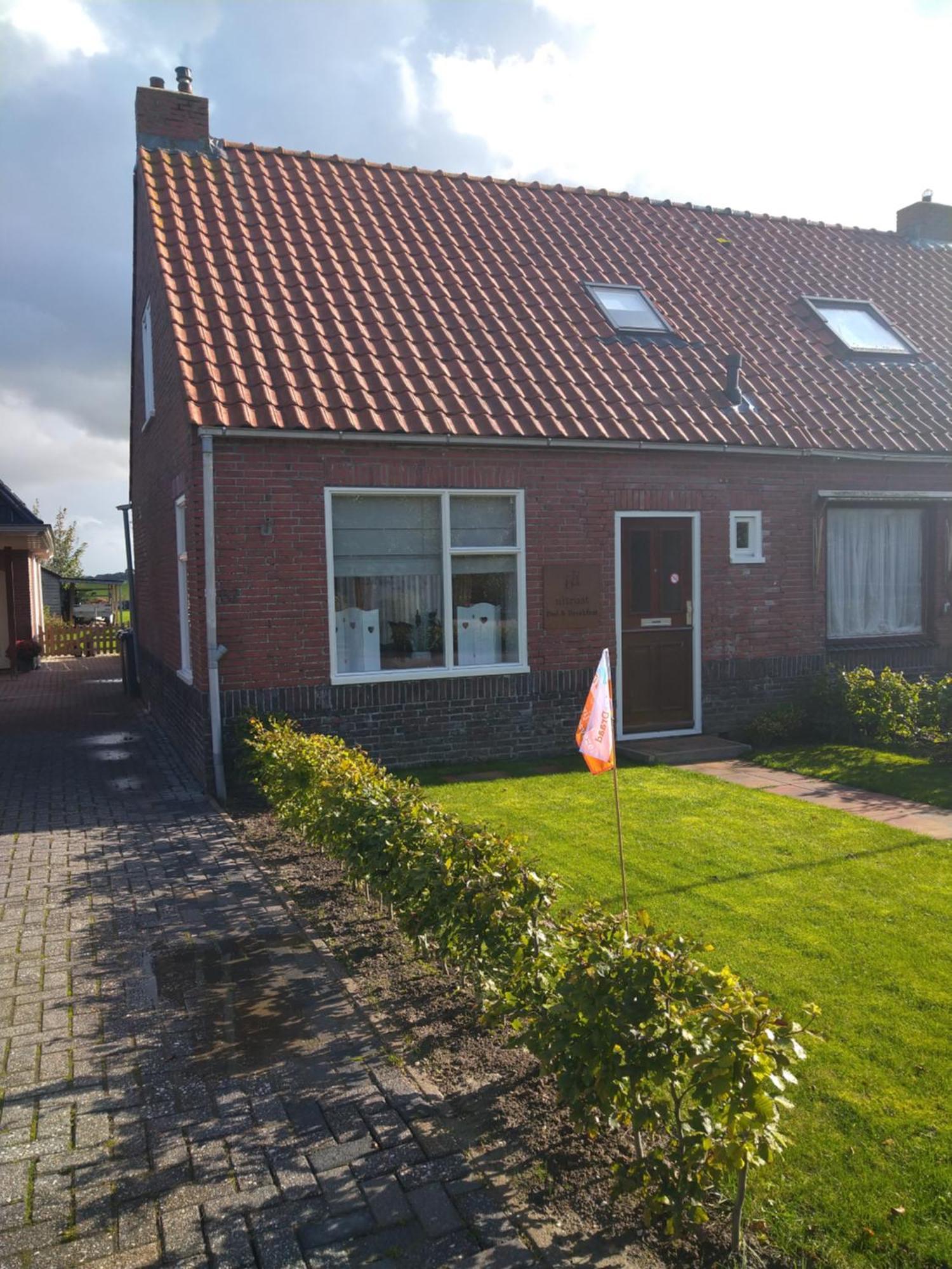 Bed En Breakfast Uitrust Lauwerzijl Exterior photo